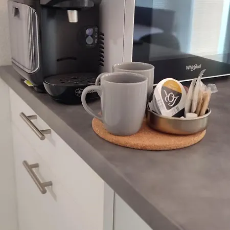 Studio Cosy Perigueux, Au Calme, Terrasse Et Parking Prive * Périgueux